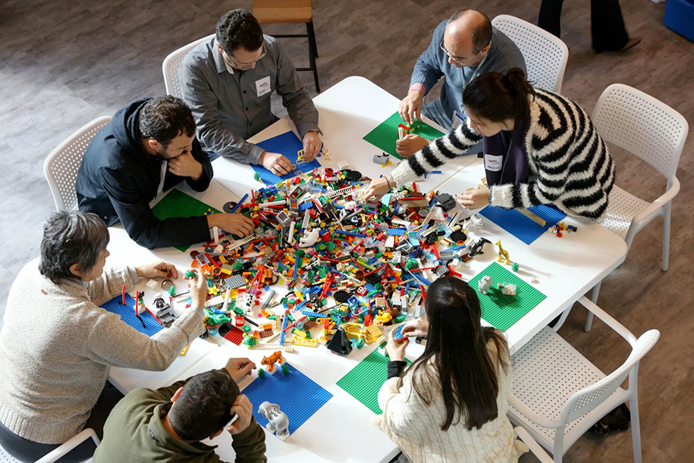 Sessione Lego Serious Play con team di lavoro